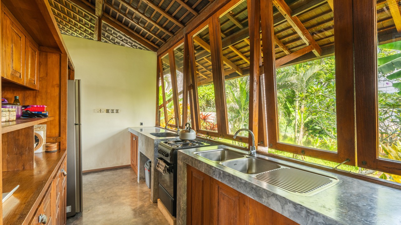 Photo of Kitchen in Suraberata