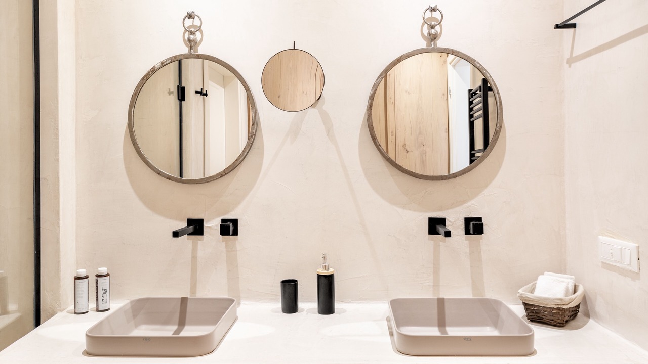 Photo of Bathroom in Kanalia