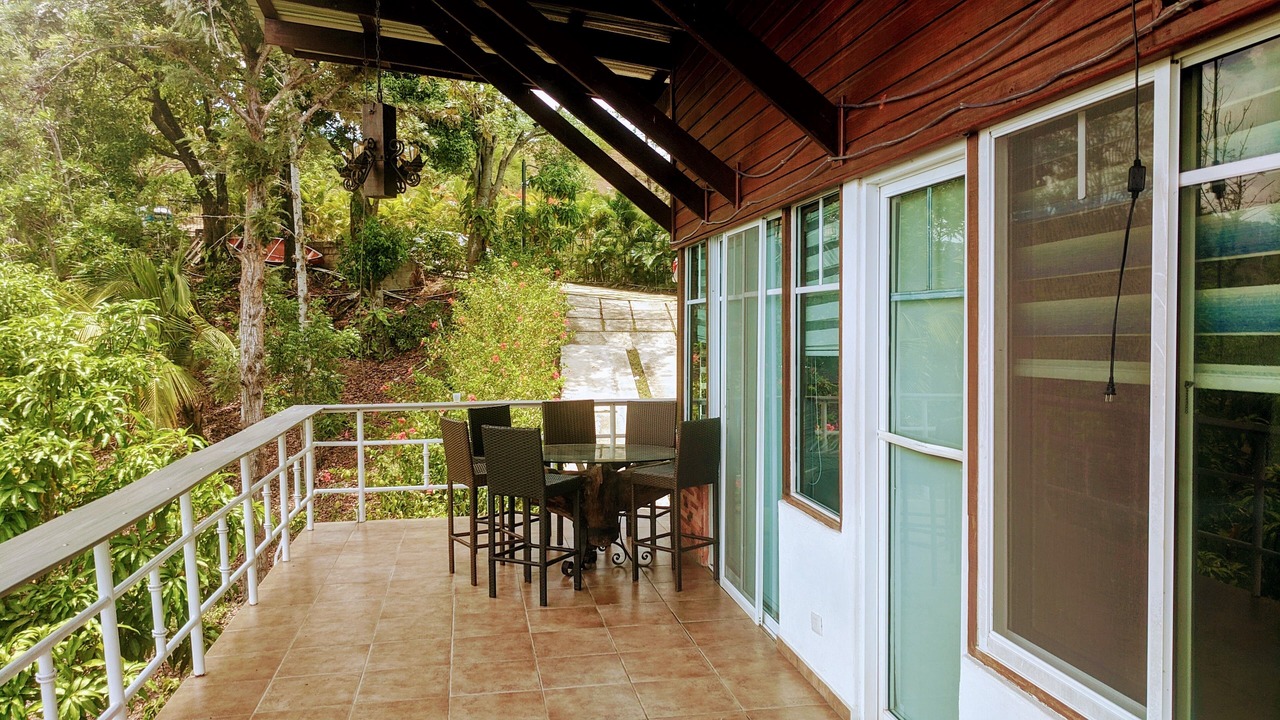 Photo of Outdoor in Janico
