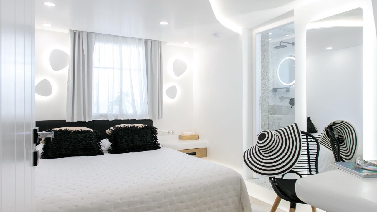 Photo of Bedroom in Naxos Town