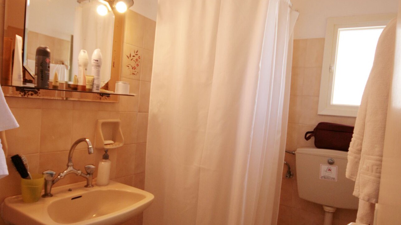 Photo of Bathroom in Naousa