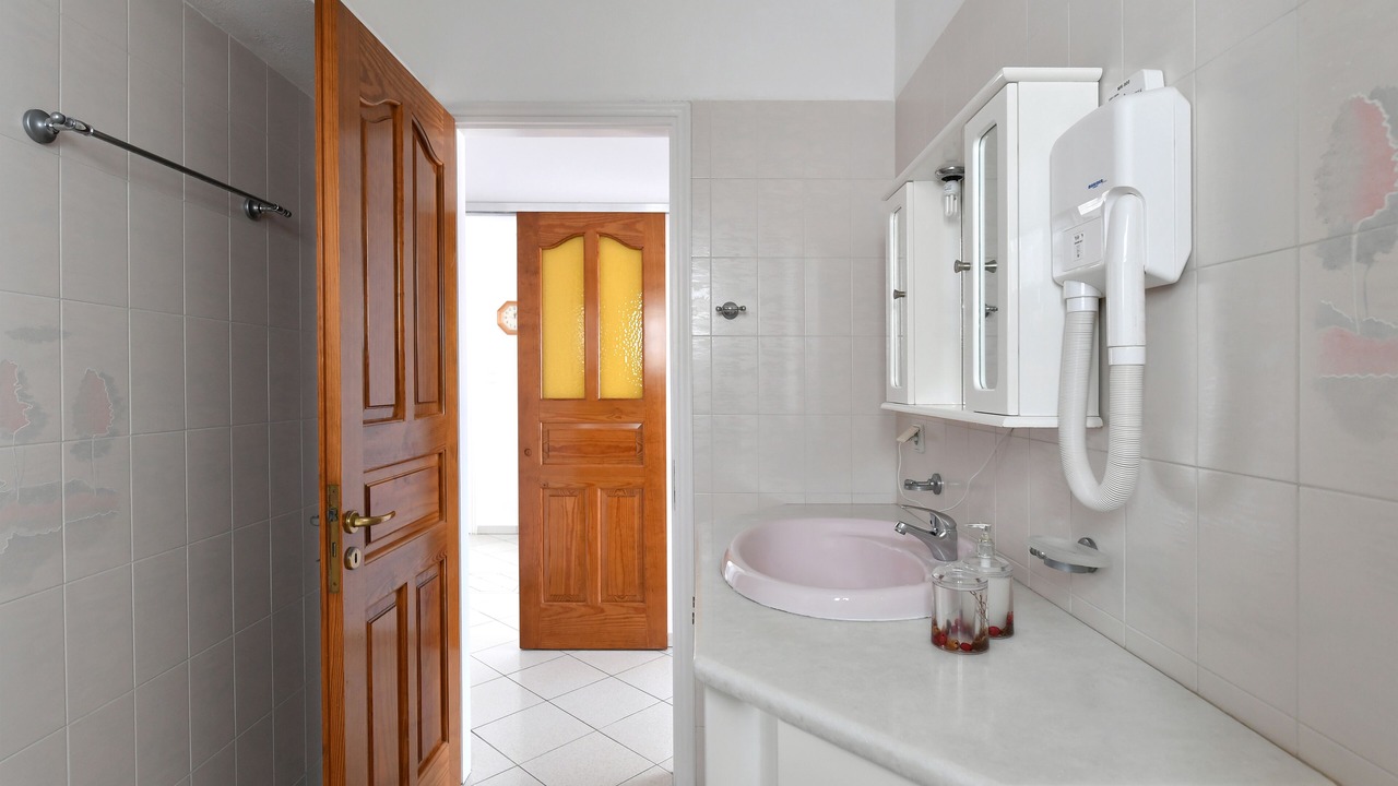 Photo of Bathroom in Naousa