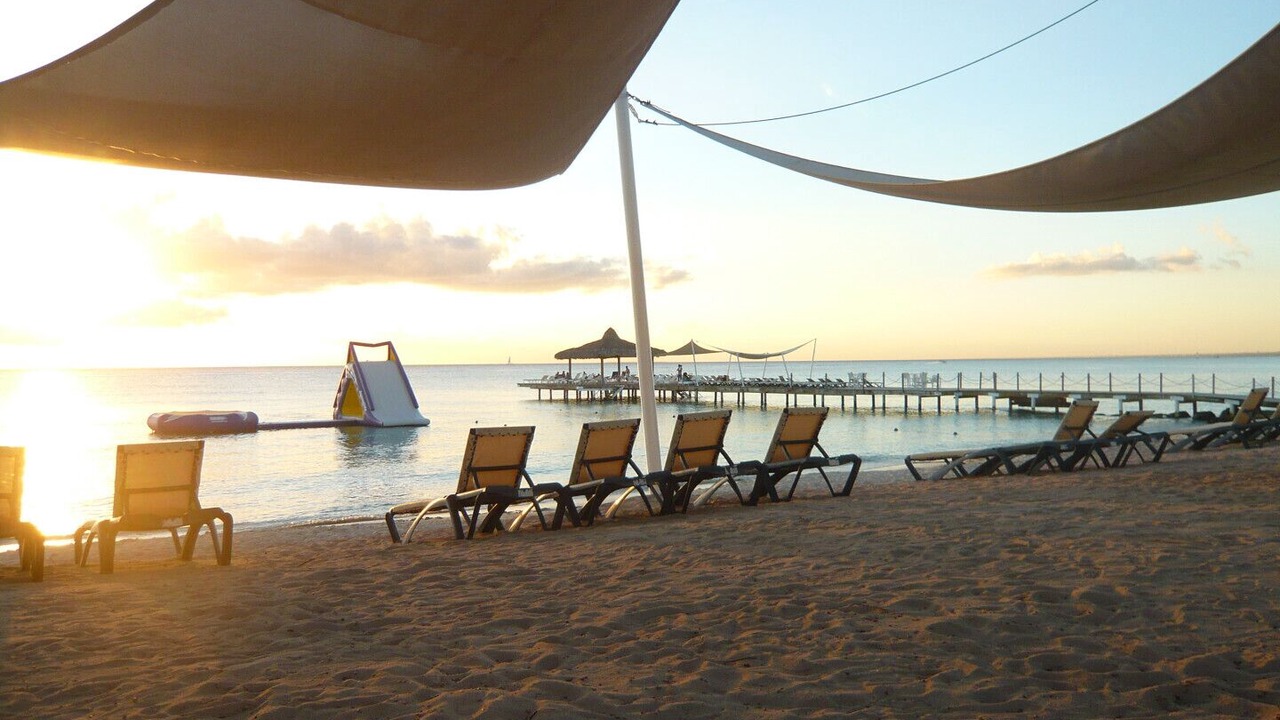 Photo of Others in Dominicus