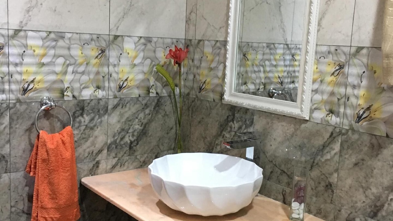 Photo of Bathroom in Mare Anglaise