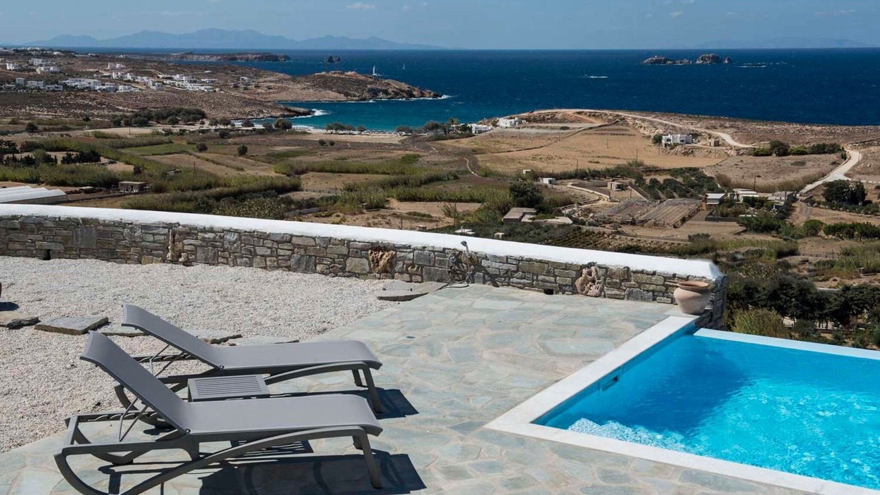 Photo of Others in Parasporos