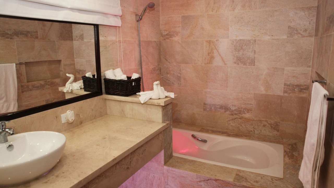 Photo of Bathroom in Cambita El Pueblecito
