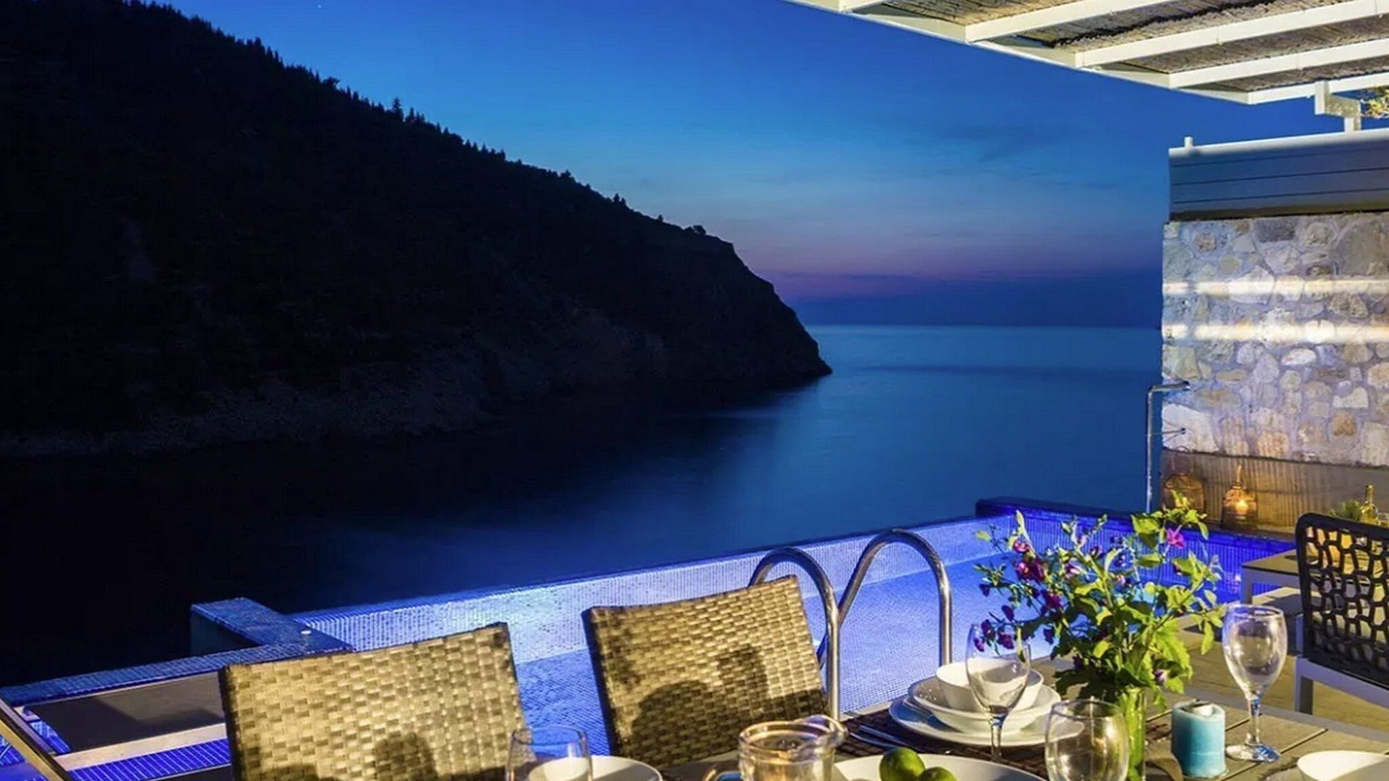 Photo of Others in Assos