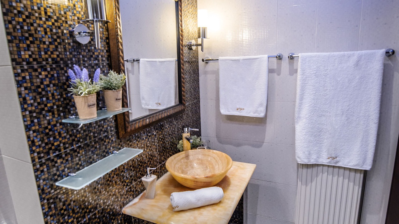 Photo of Bathroom in Thessaloniki City Centre