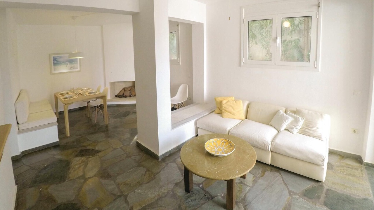 Photo of Bedroom in Agios Emilianos