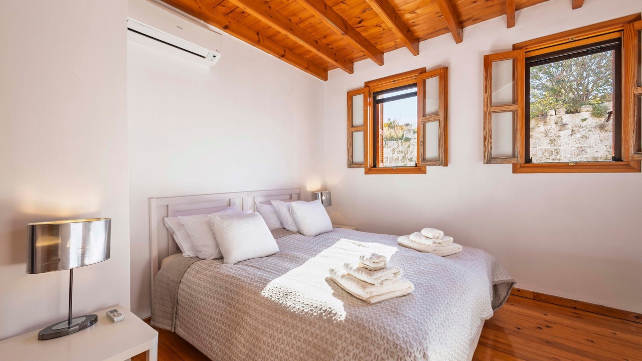 Photo of Bedroom in Rhodes Old Town