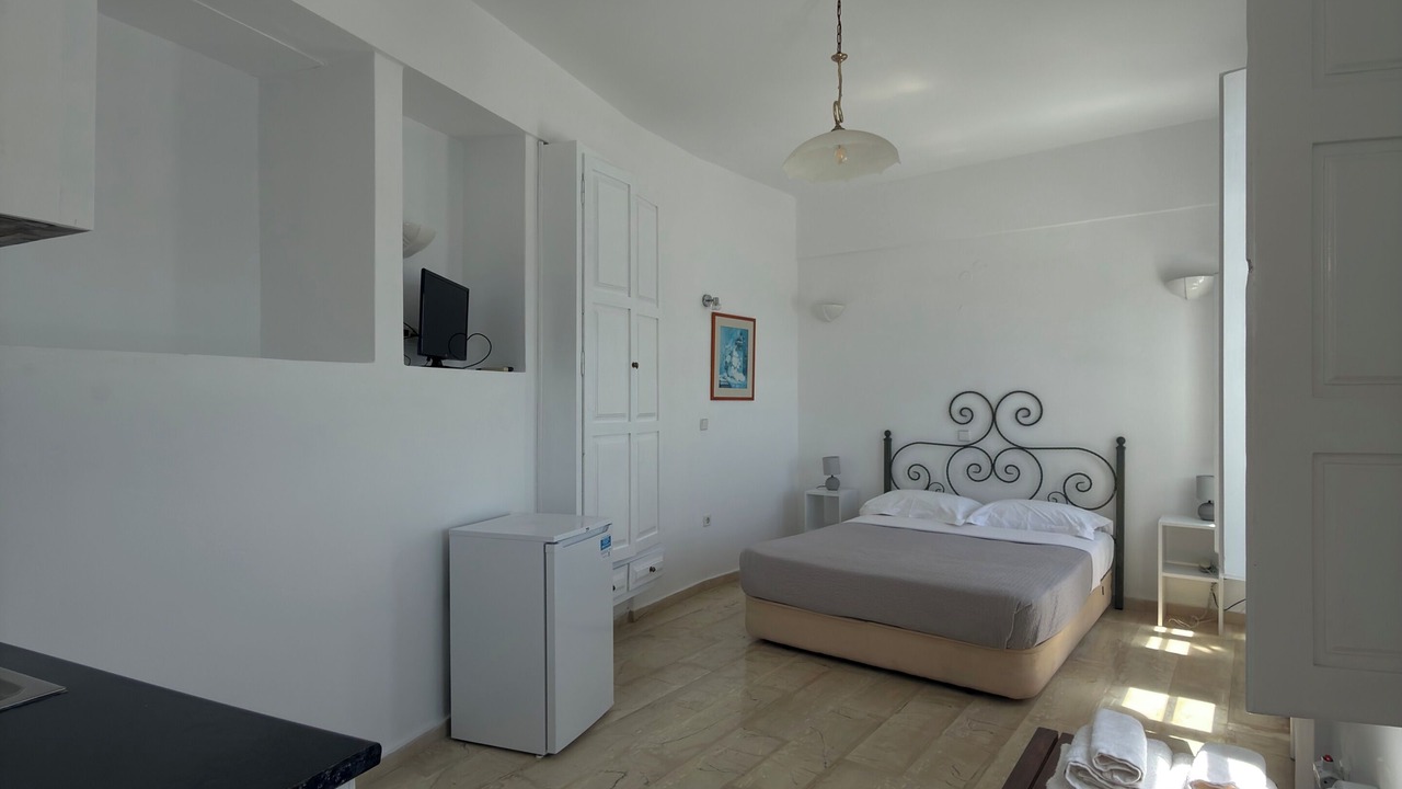 Photo of Bedroom in Firostefani