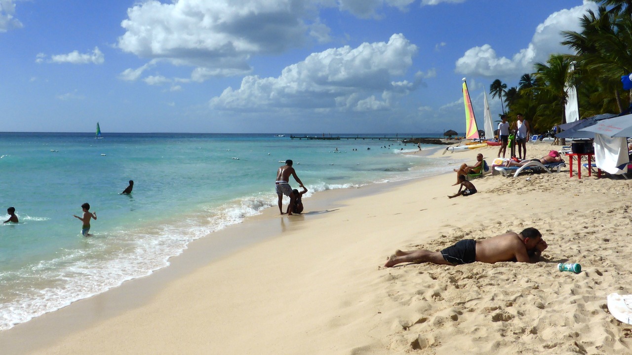 Photo of Others in Dominicus