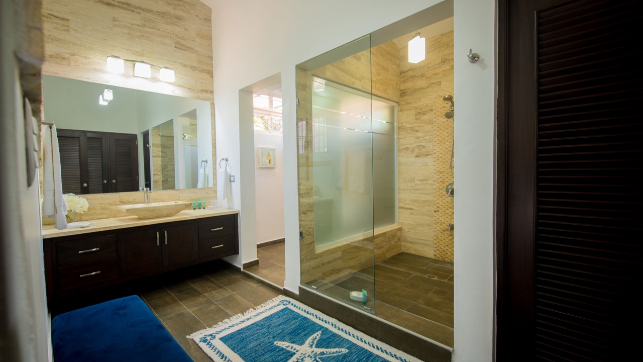 Photo of Bathroom in Costambar