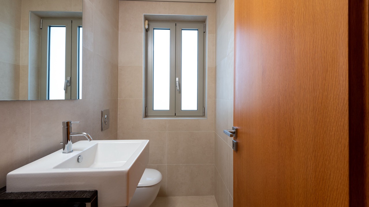Photo of Bathroom in Ialyssos