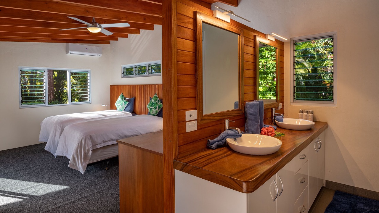 Photo of Bathroom in Pacific Harbour