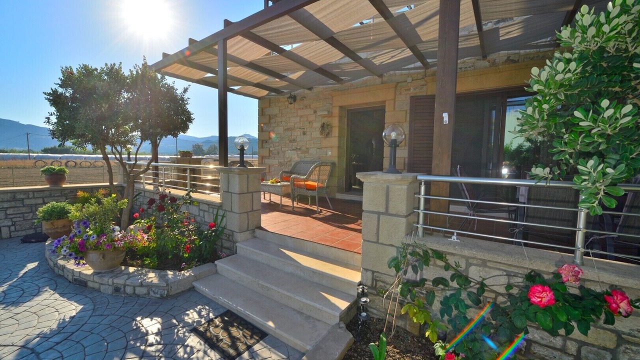 Photo of Patio Balcony in Nopigia