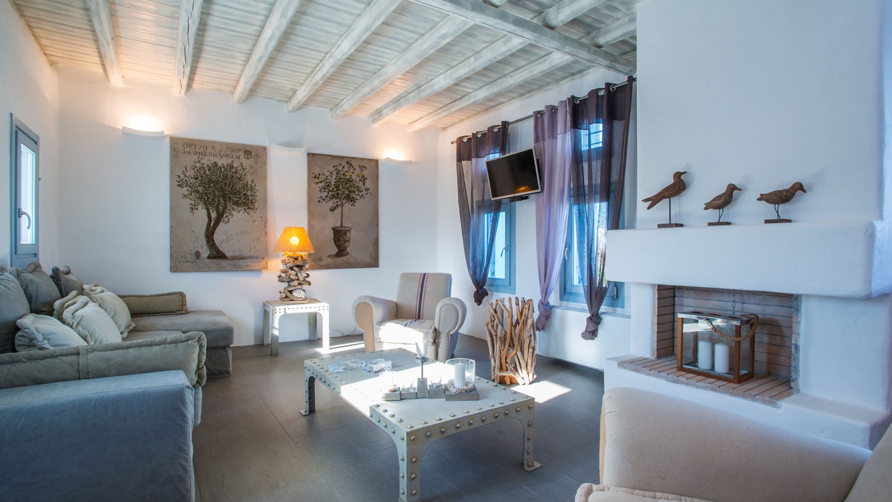 Photo of Livingroom in Chrissi Akti