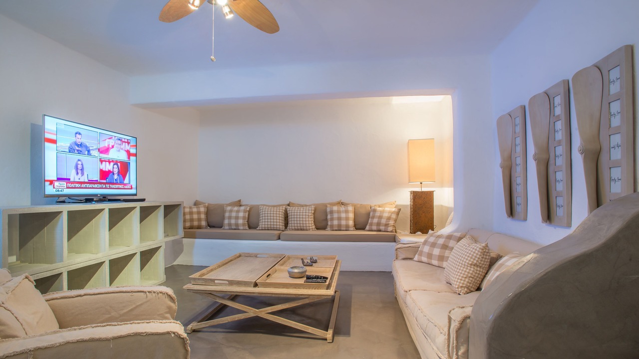 Photo of Livingroom in Chrissi Akti