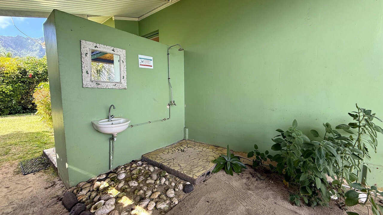 Photo of Bathroom in Nu'urua