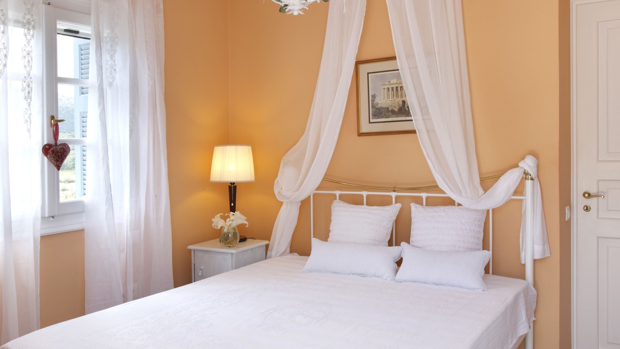 Photo of Bedroom in Mesaria