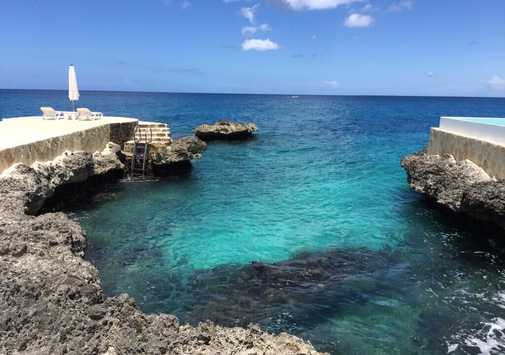 Photo of Others in Dominicus