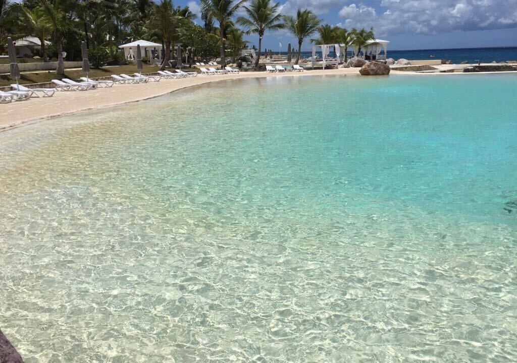 Photo of Others in Dominicus