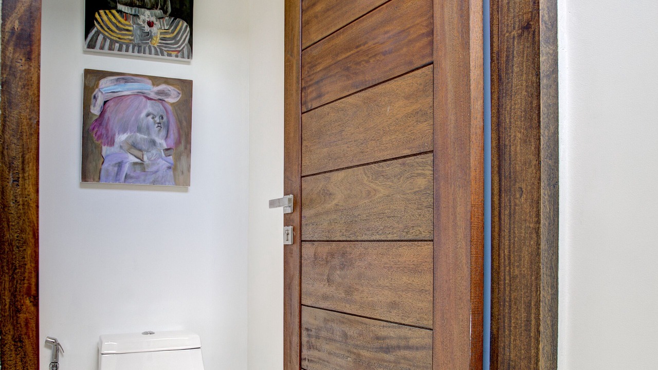 Photo of Bathroom in Sunset Road