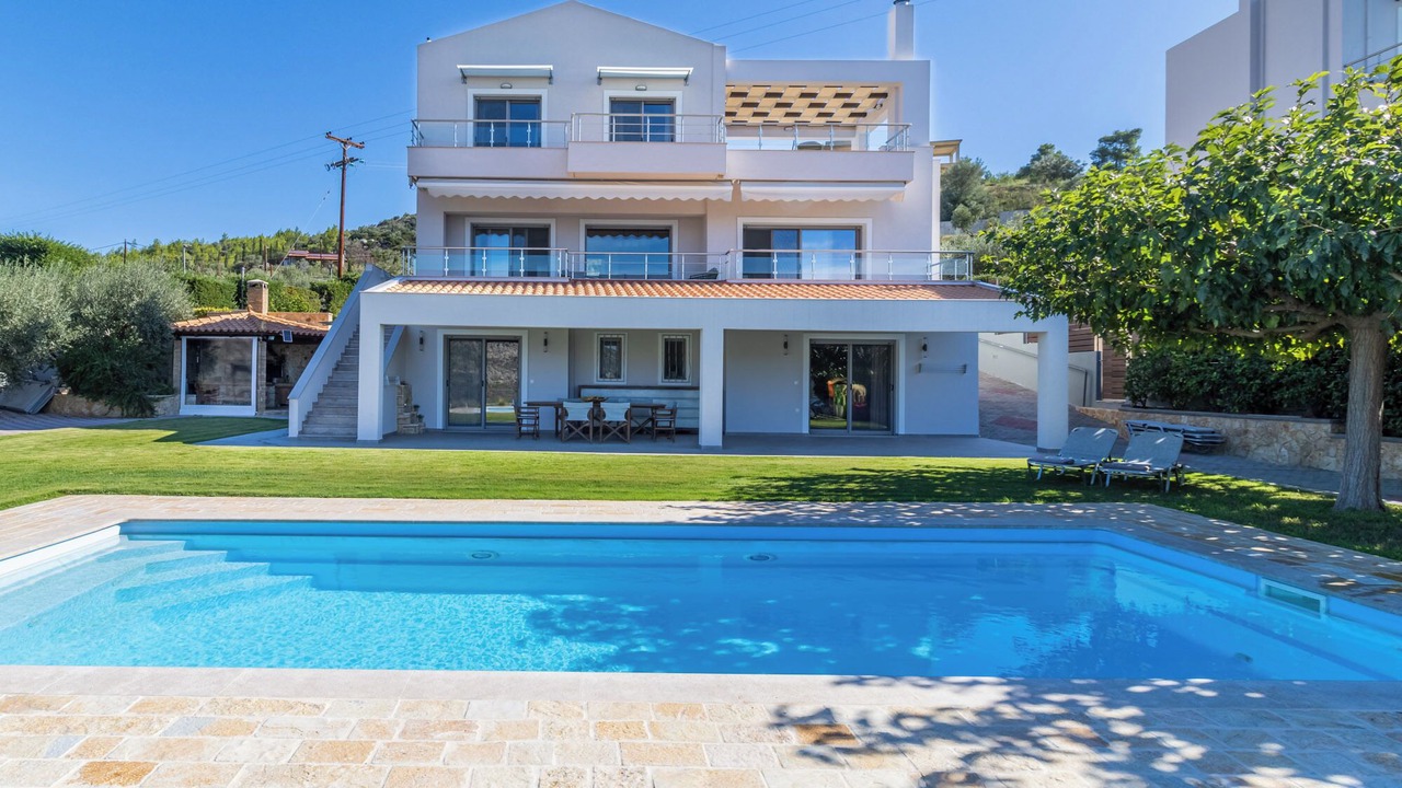 Photo of Outdoor in Limni Vouliagmenis