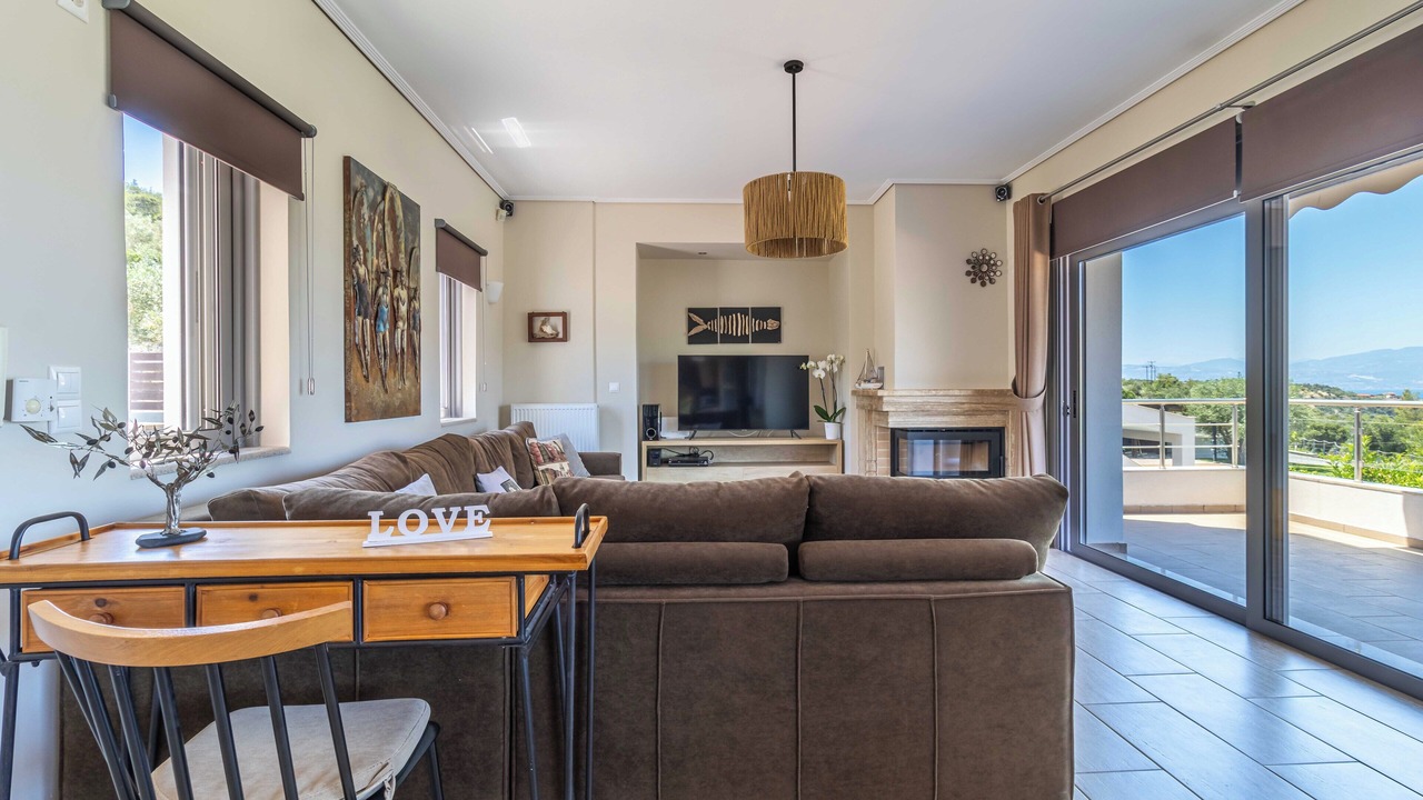 Photo of Livingroom in Limni Vouliagmenis
