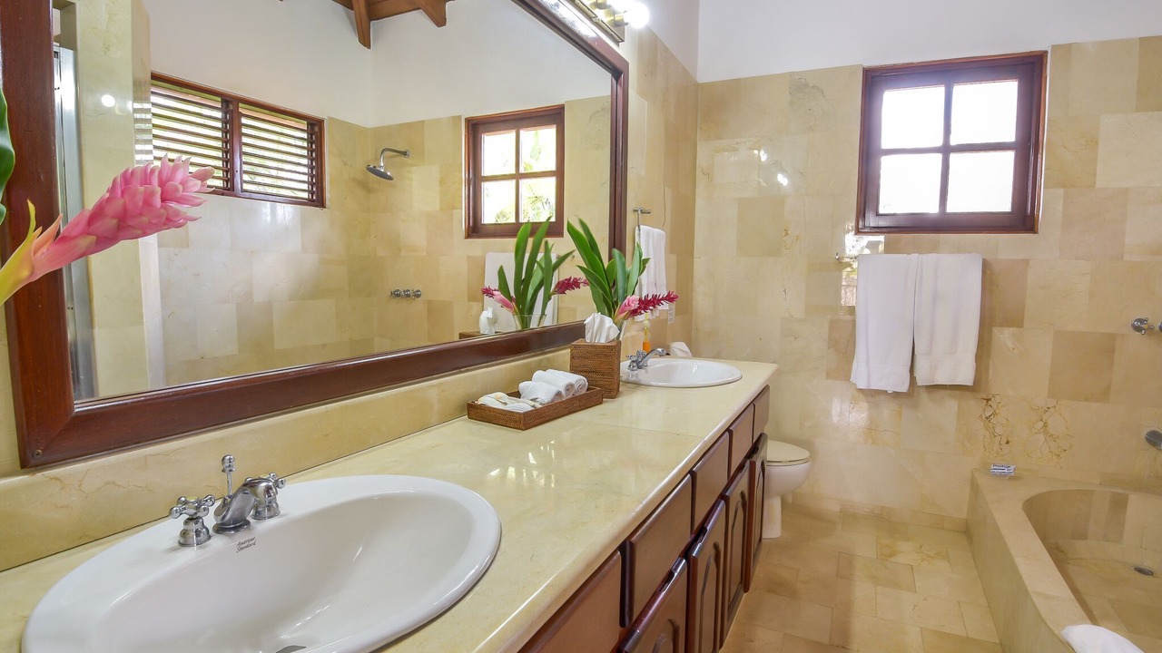 Photo of Bathroom in Vivero