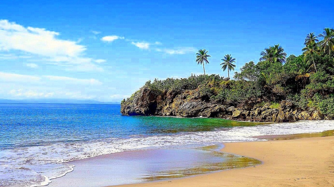 Photo of Others in Samana