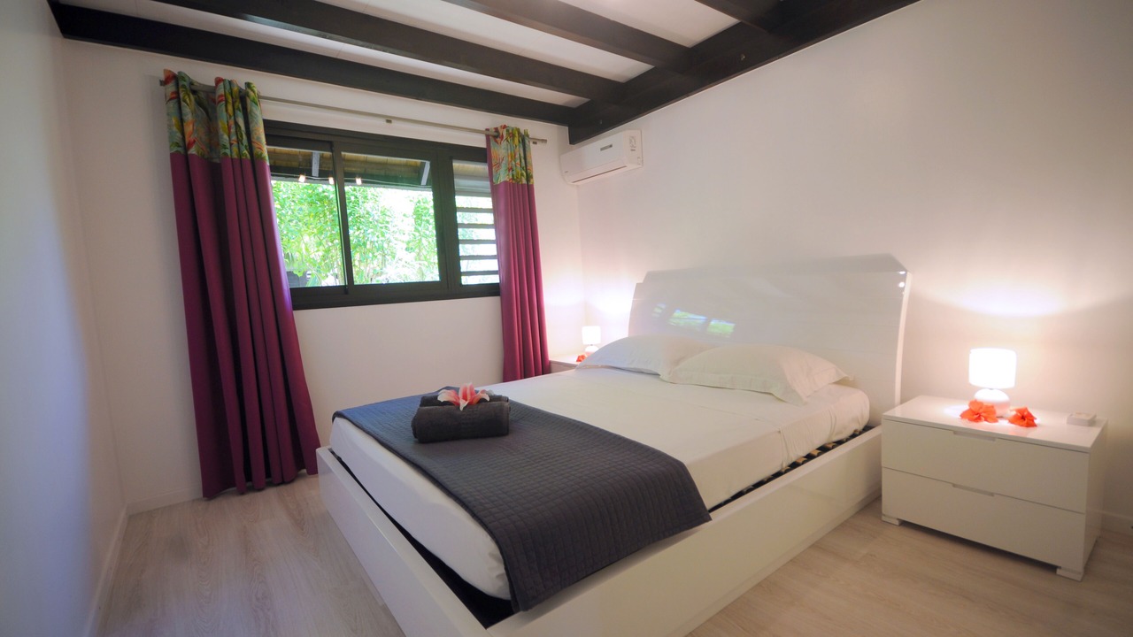 Photo of Bedroom in Moorea-Maiao