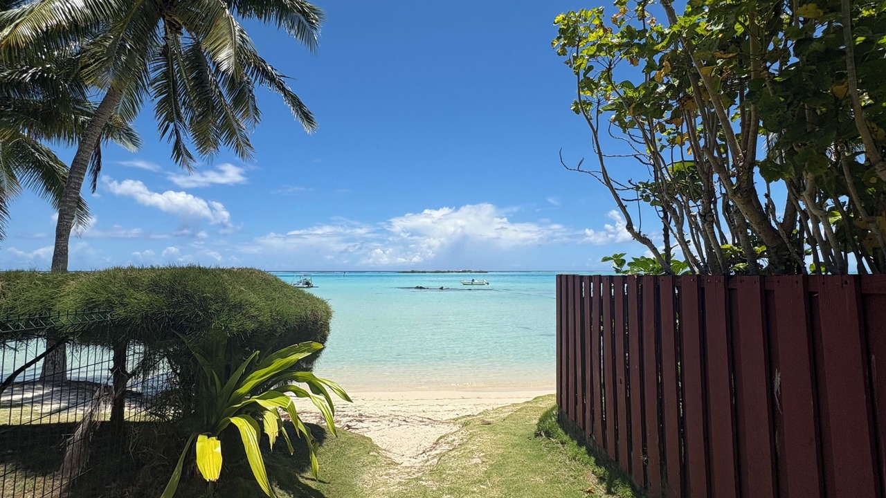 Photo of Others in Moorea-Maiao