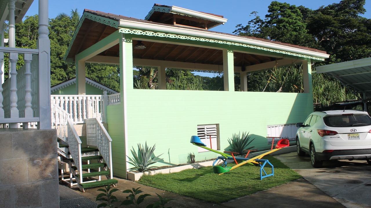 Photo of Outdoor in Imbert