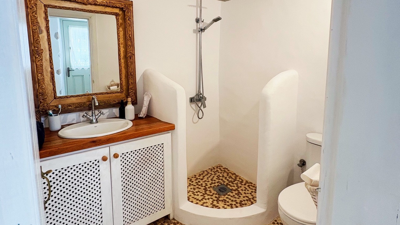 Photo of Bathroom in Patmos