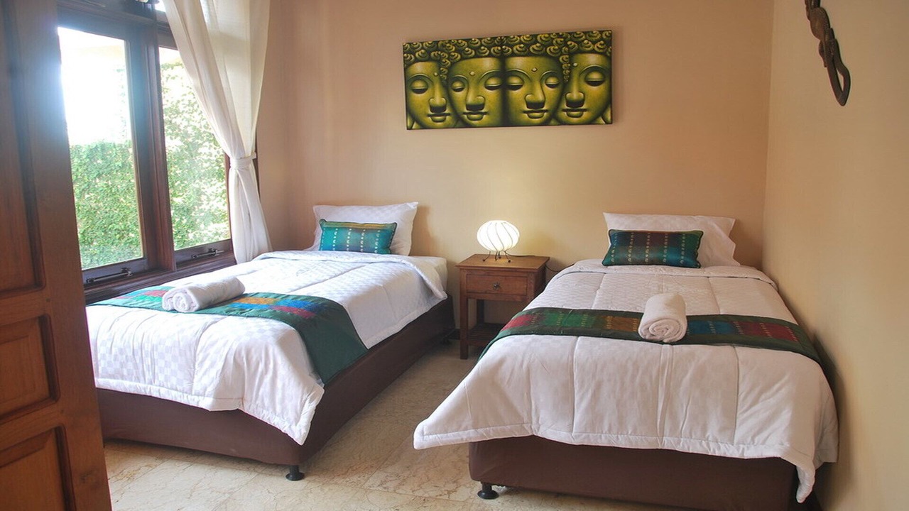 Photo of Bedroom in Kartika Plaza