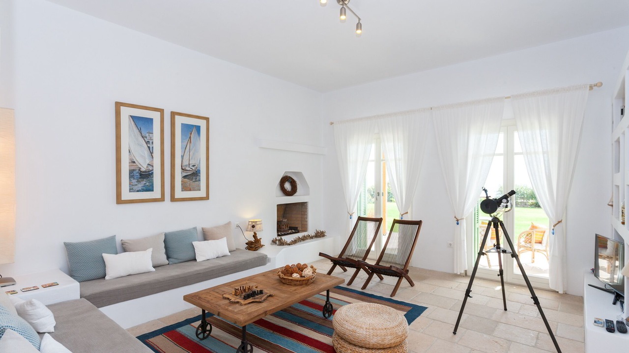 Photo of Livingroom in Ios Town