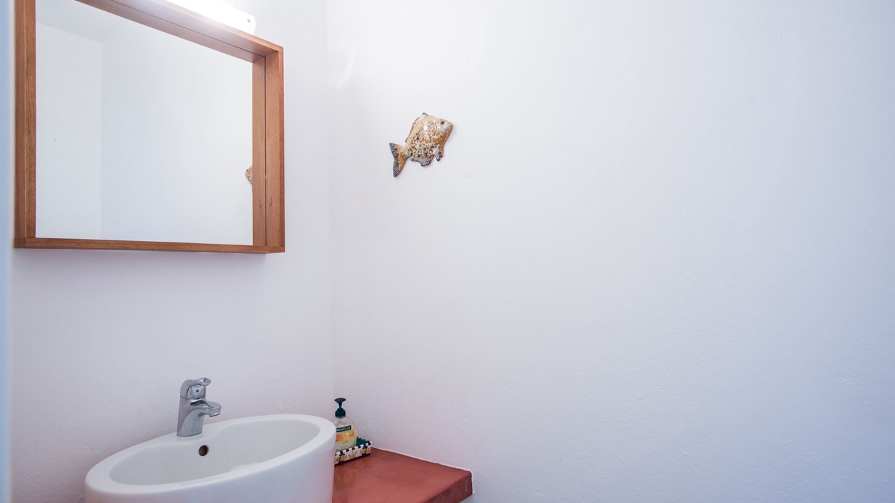 Photo of Bathroom in Parasporos