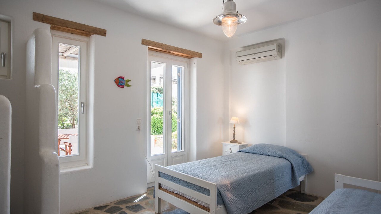 Photo of Bedroom in Parasporos