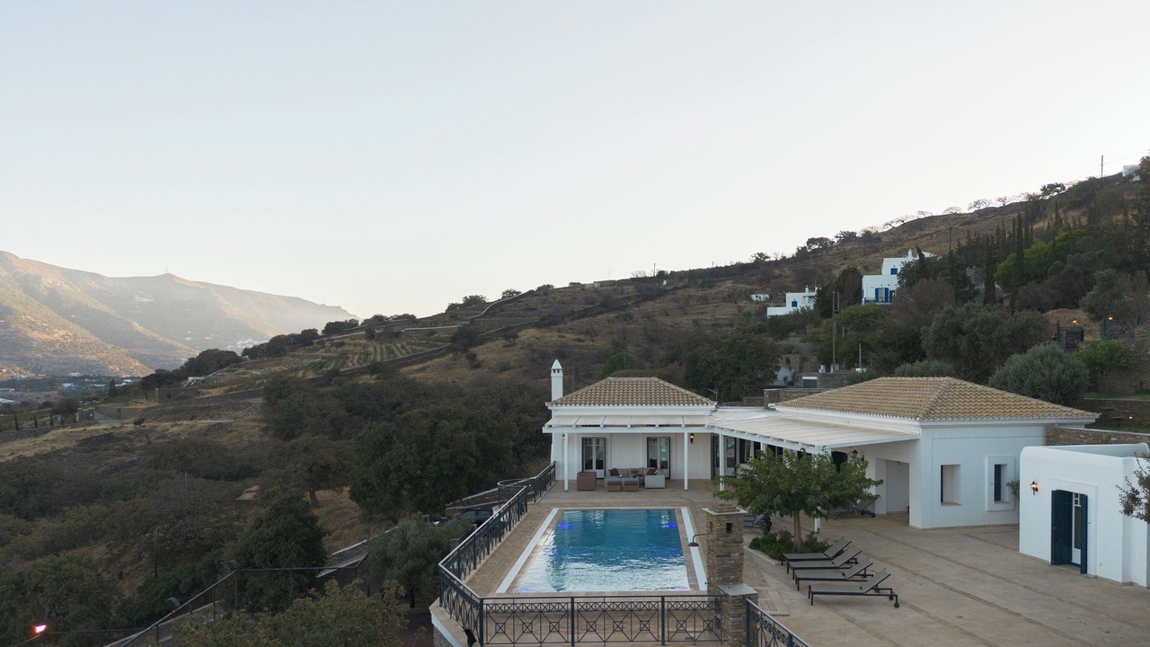 Photo of Outdoor in Paleopolis