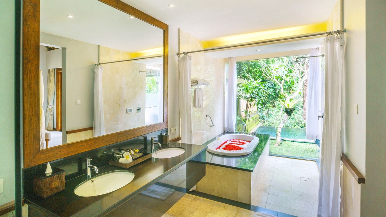 Photo of Bathroom in Sambahan