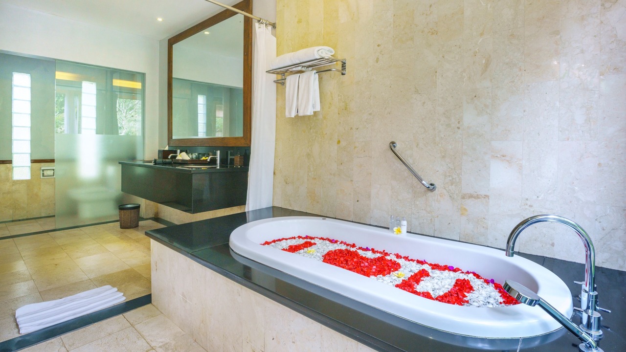 Photo of Bathroom in Sambahan