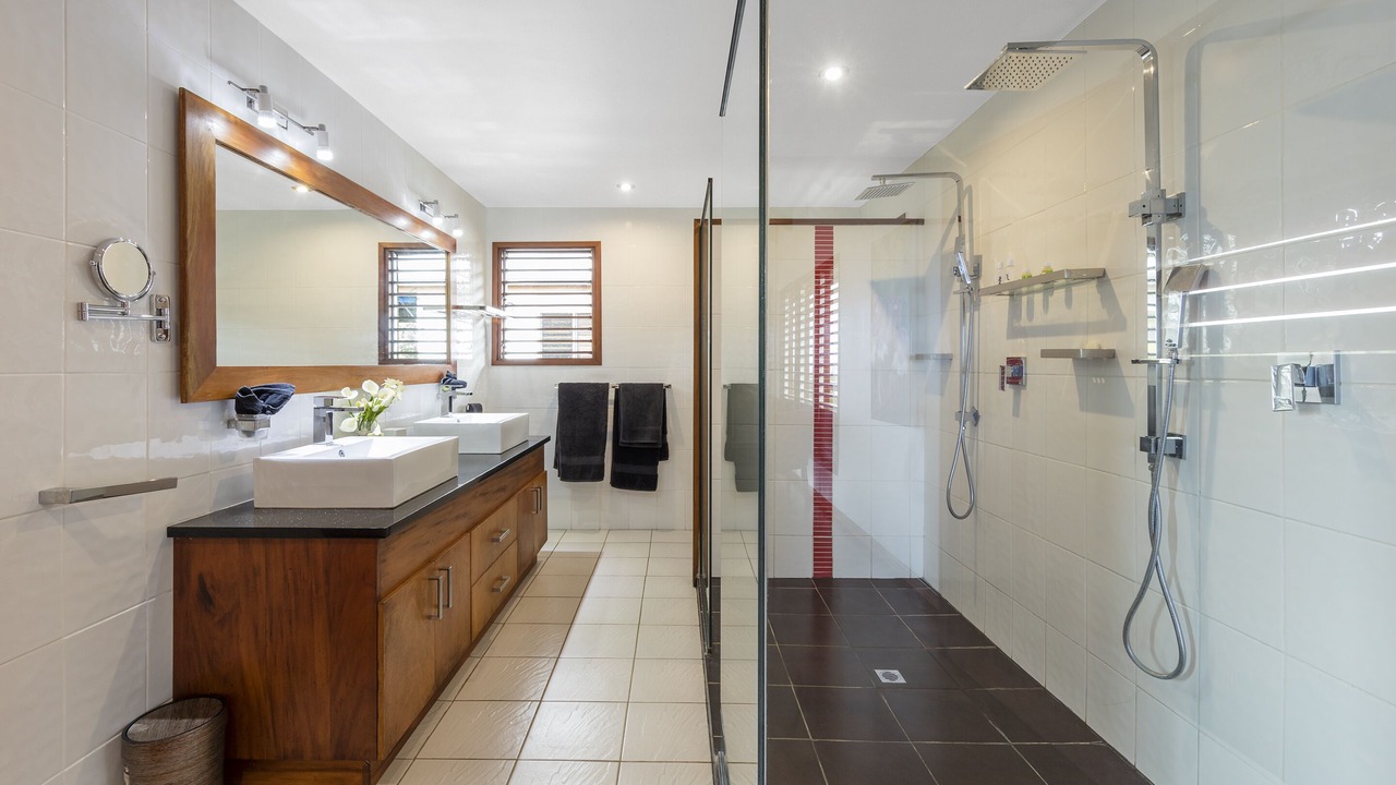 Photo of Bathroom in Tagaqe