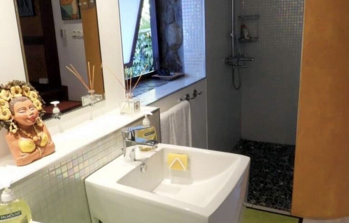 Photo of Bathroom in Temae