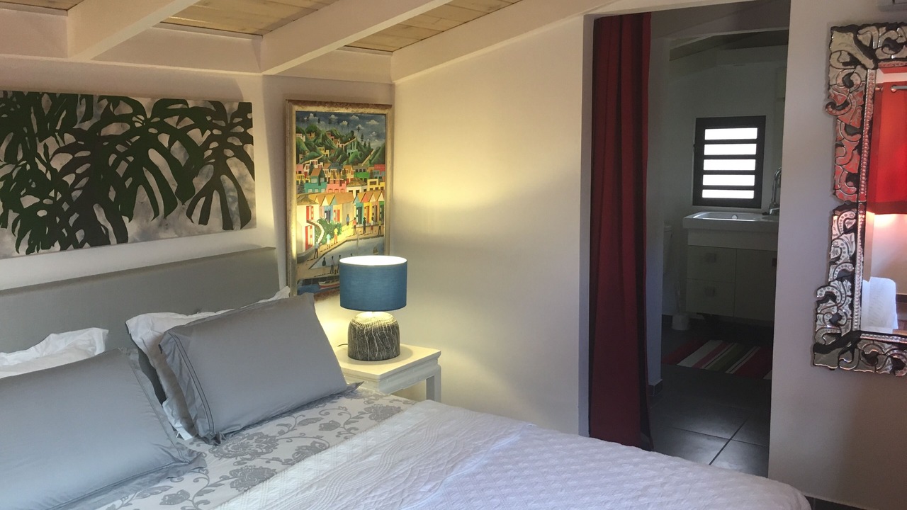 Photo of Bedroom in Temae