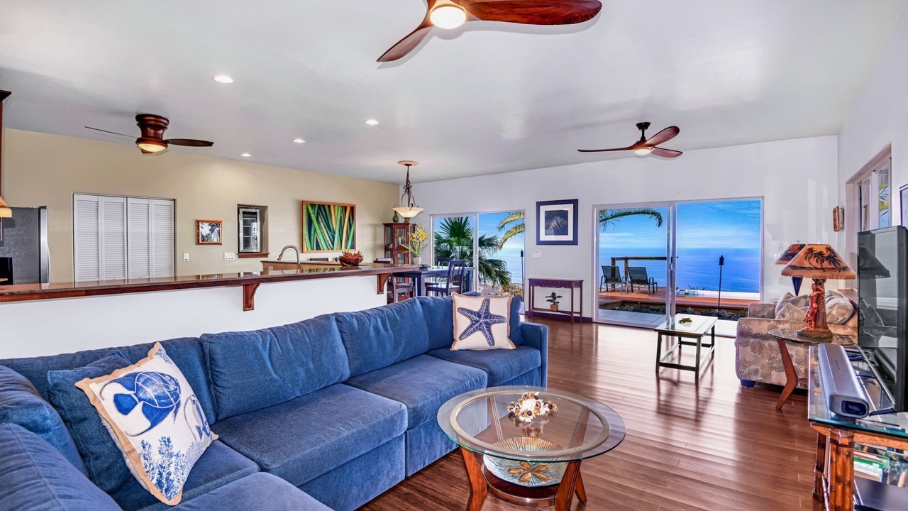 Photo of Livingroom in Captain Cook