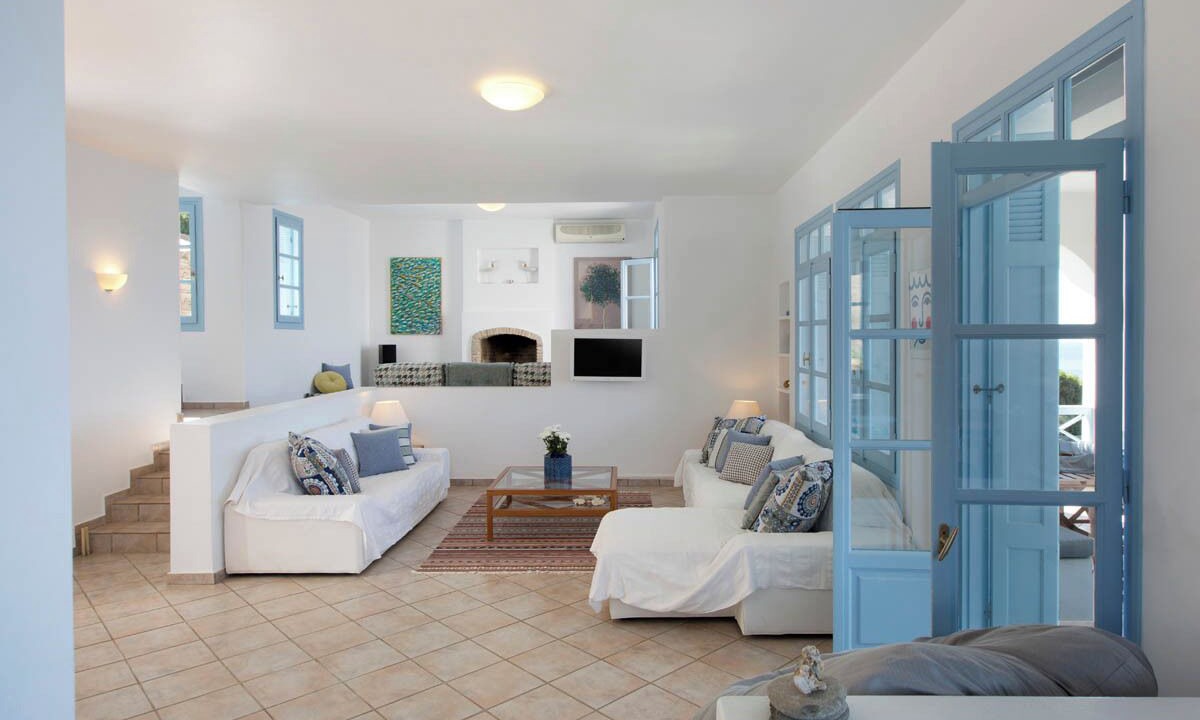 Photo of Livingroom in Ydrousa
