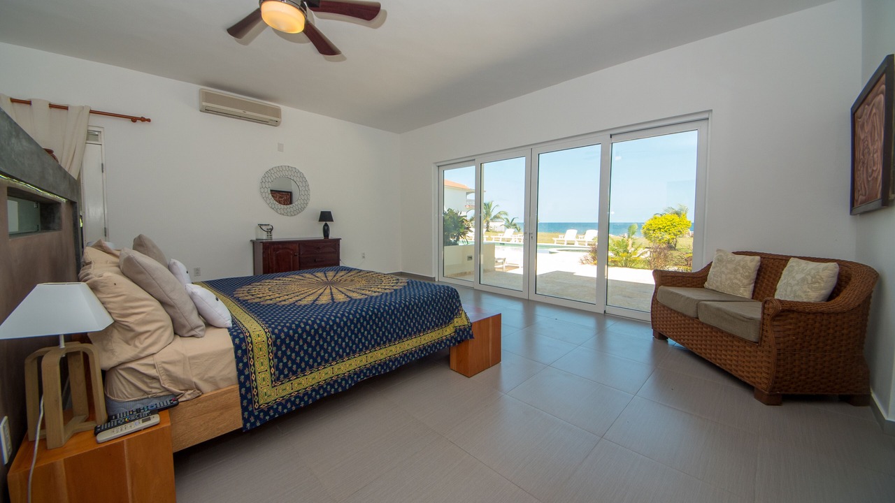 Photo of Bedroom in Playa Chiquita