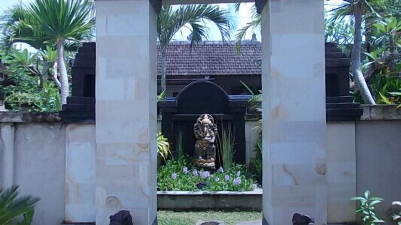 Photo of Others in Penestanan