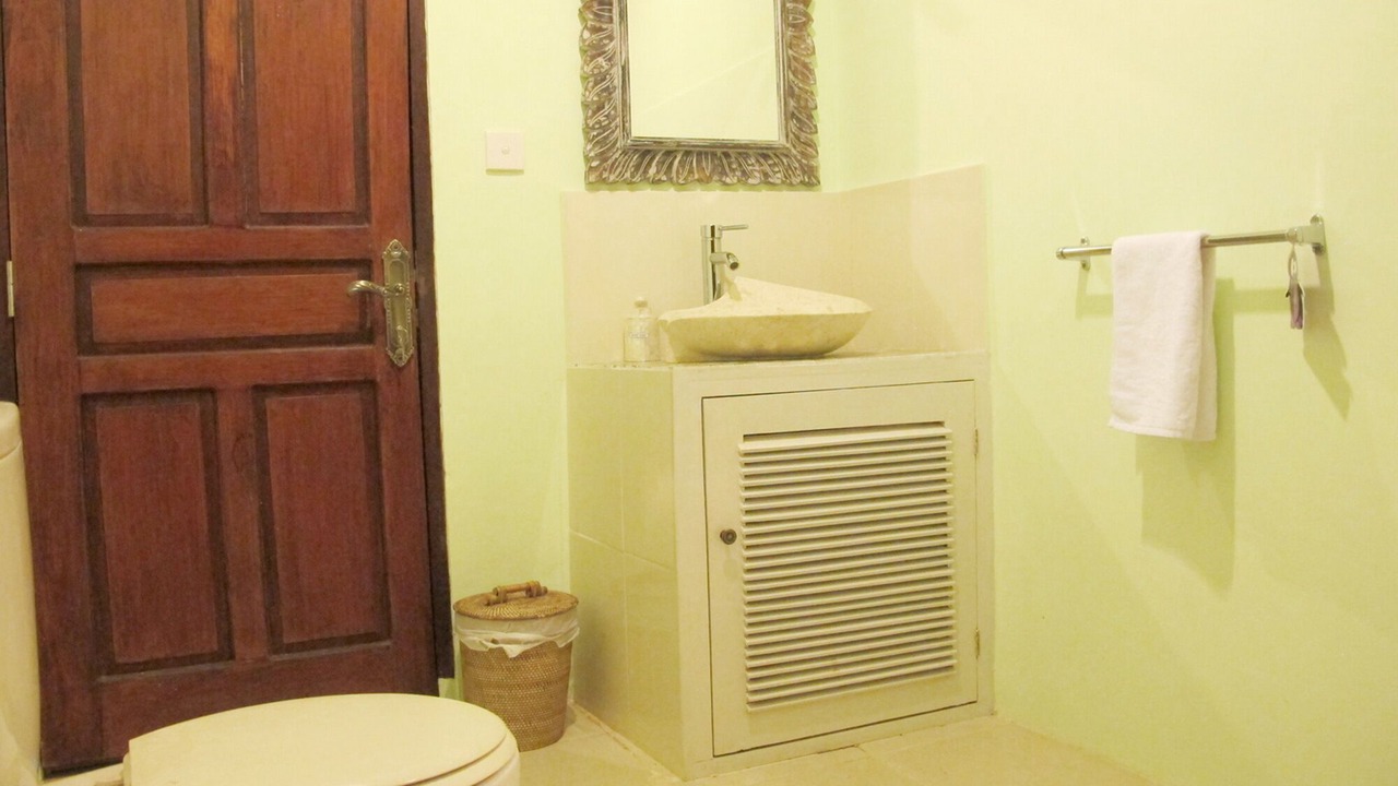 Photo of Bathroom in Sunset Road